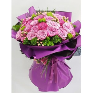 41 İthal Pembe Gül Buketi